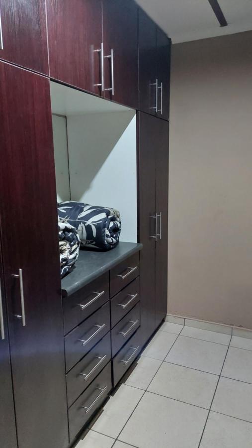 Mossie Inn Accommodation Свакопмунд Екстер'єр фото
